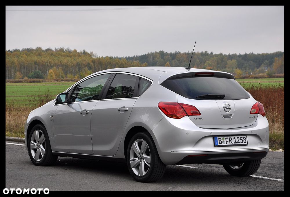 Opel Astra 1.4 Turbo ENERGY - 12