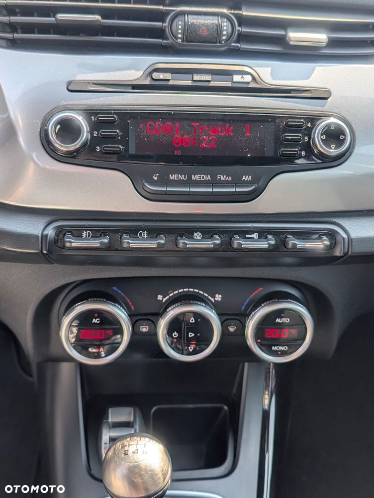 Alfa Romeo Giulietta 1.4 TB MultiAir Distinctive - 13