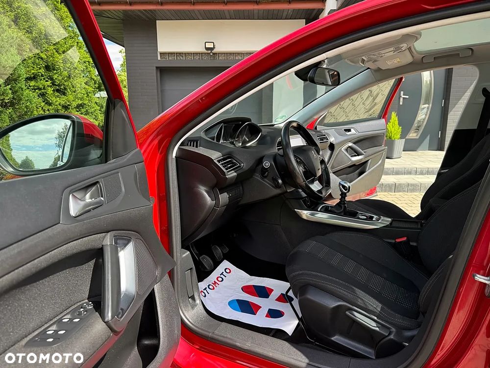 Peugeot 308 BlueHDi 150 Stop & Start Allure - 17