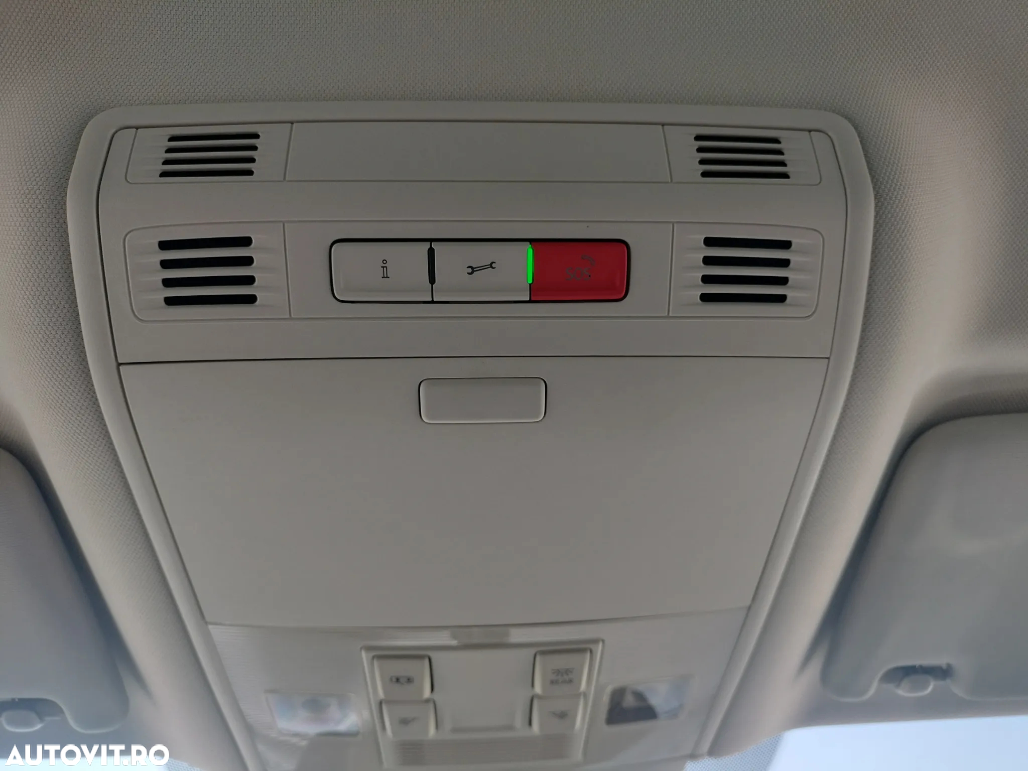 Volkswagen Passat 2.0 TDI DSG Highline - 24