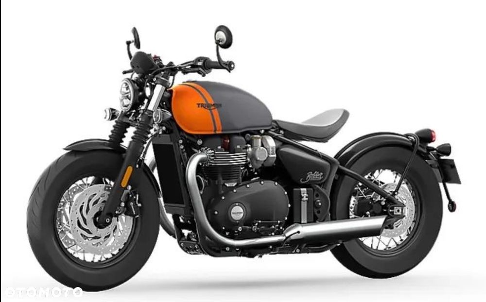 Triumph Bonneville Bobber - 26