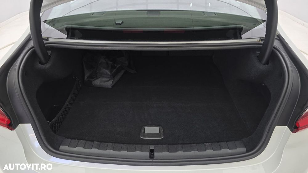 BMW Seria 3 - 25