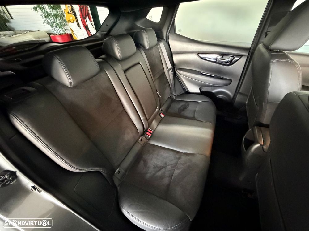 Nissan Qashqai 1.6 dCi Tekna Premium - 32