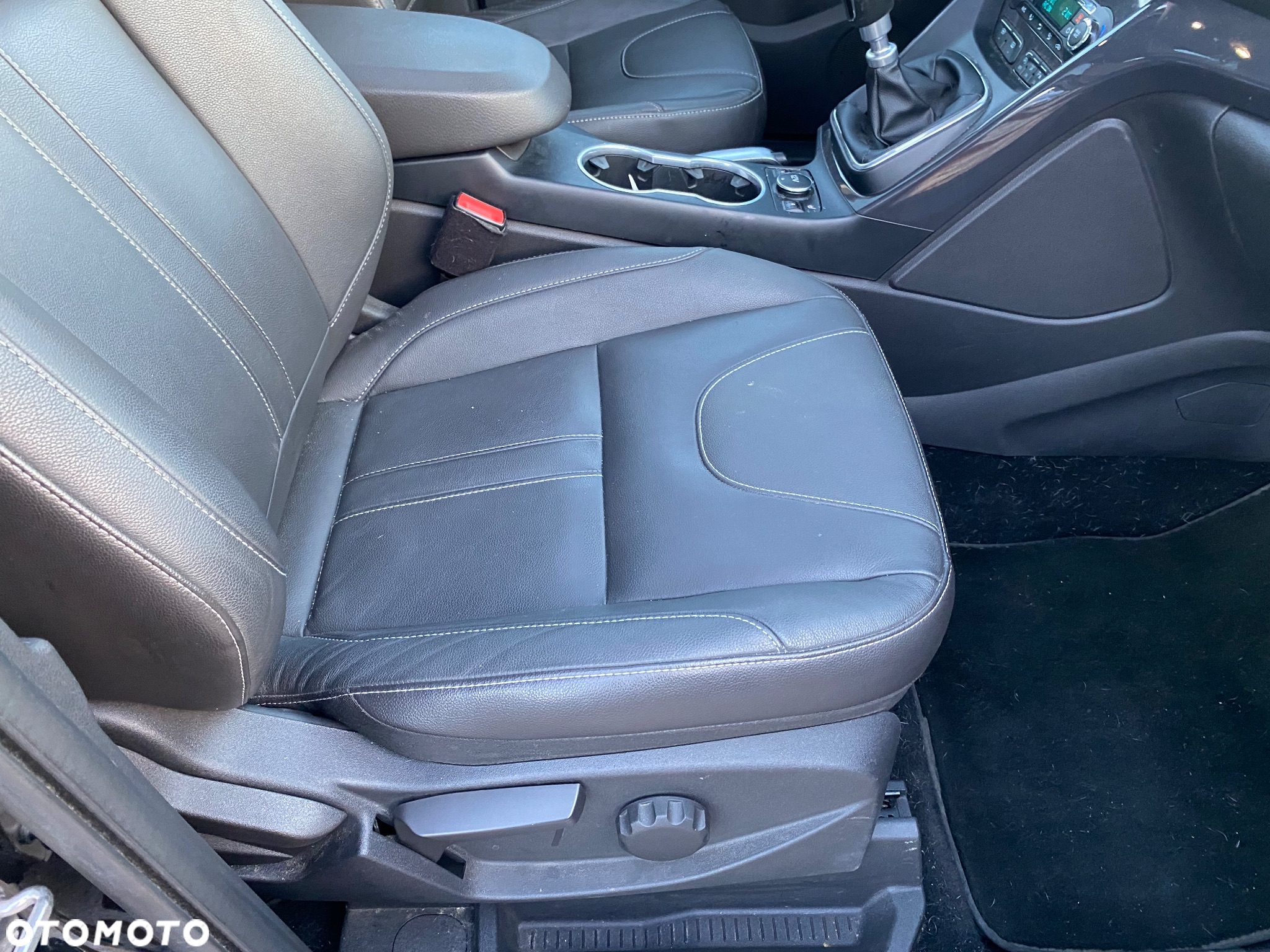 Ford Kuga 1.6 EcoBoost FWD Titanium Plus ASS - 32