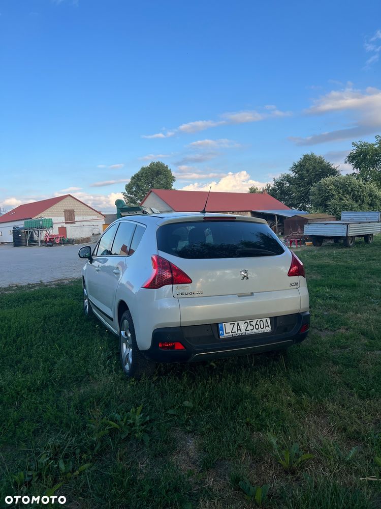 Peugeot 3008 2.0 HDi Premium - 10