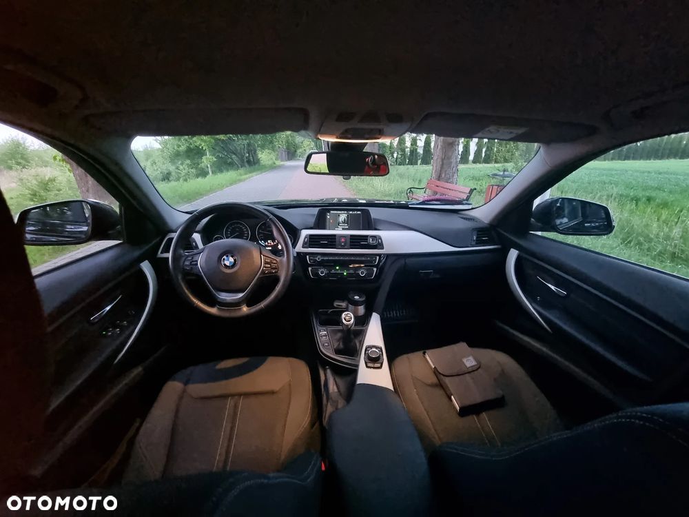 BMW Seria 3 - 8