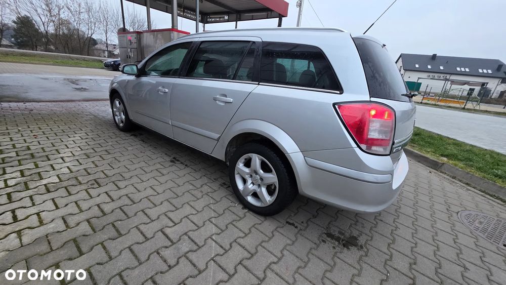 Opel Astra 1.7 CDTI DPF Color Edition - 2