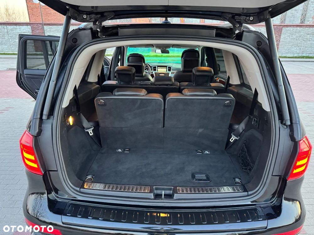 Mercedes-Benz GL 500 4Matic (BlueEFFICIENCY) 7G-TRONIC - 14