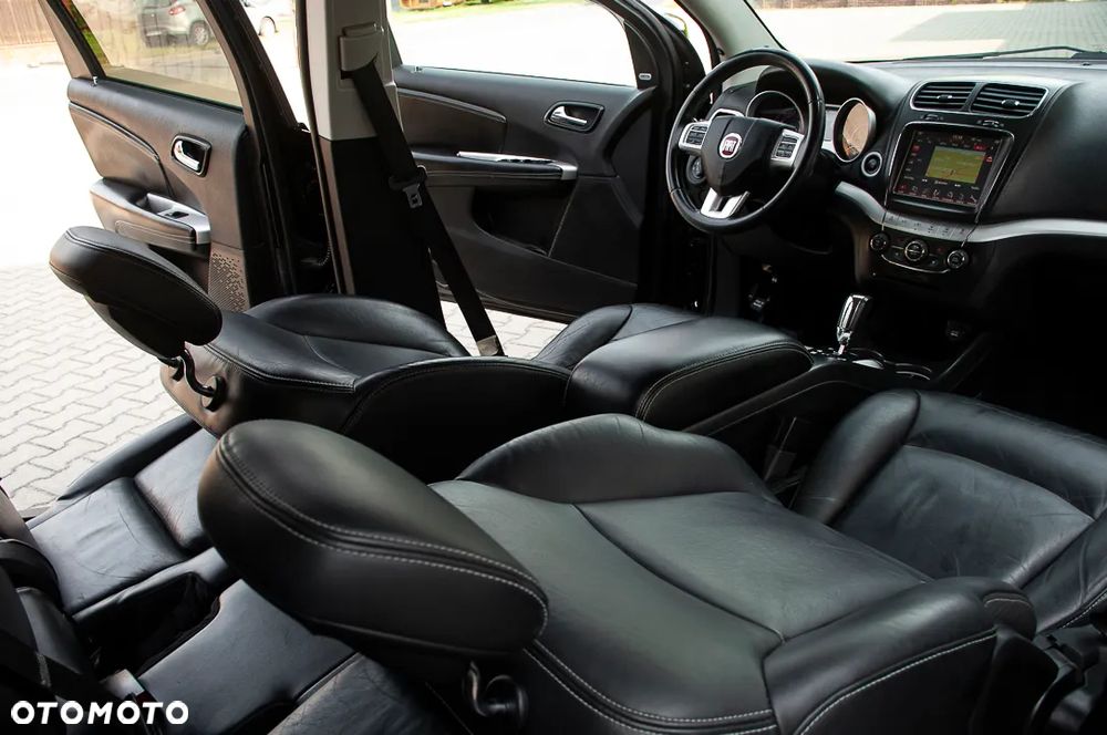Fiat Freemont 2.0 Multijet Urban AWD - 40