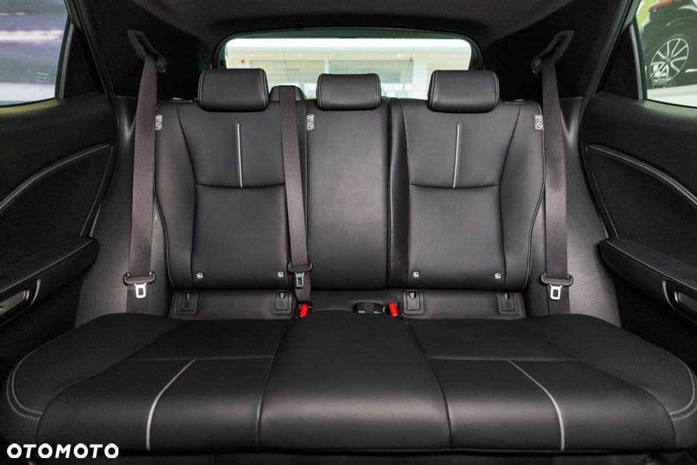 Lexus LBX 1.5 Hybrid Relax - 18