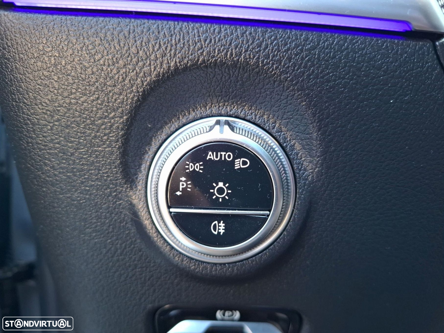 Mercedes-Benz C 300 e AMG Line - 19