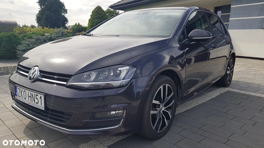 Volkswagen Golf - 8