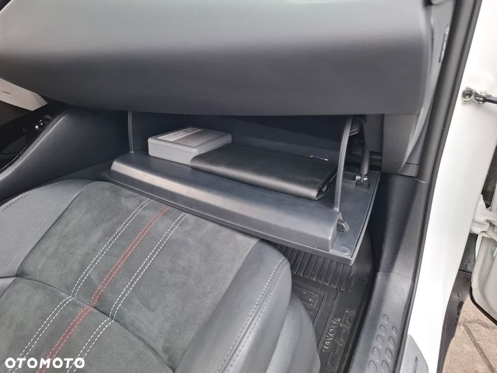 Toyota C-HR 2.0 Hybrid GR Sport - 3