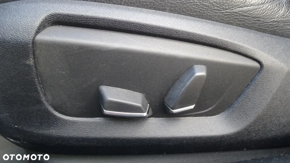 BMW Seria 5 520d Sport - 15