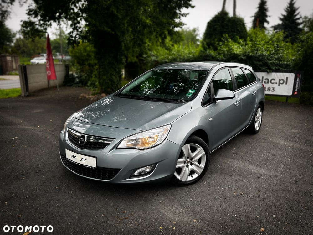 Opel Astra 1.4 150 Jahre - 1