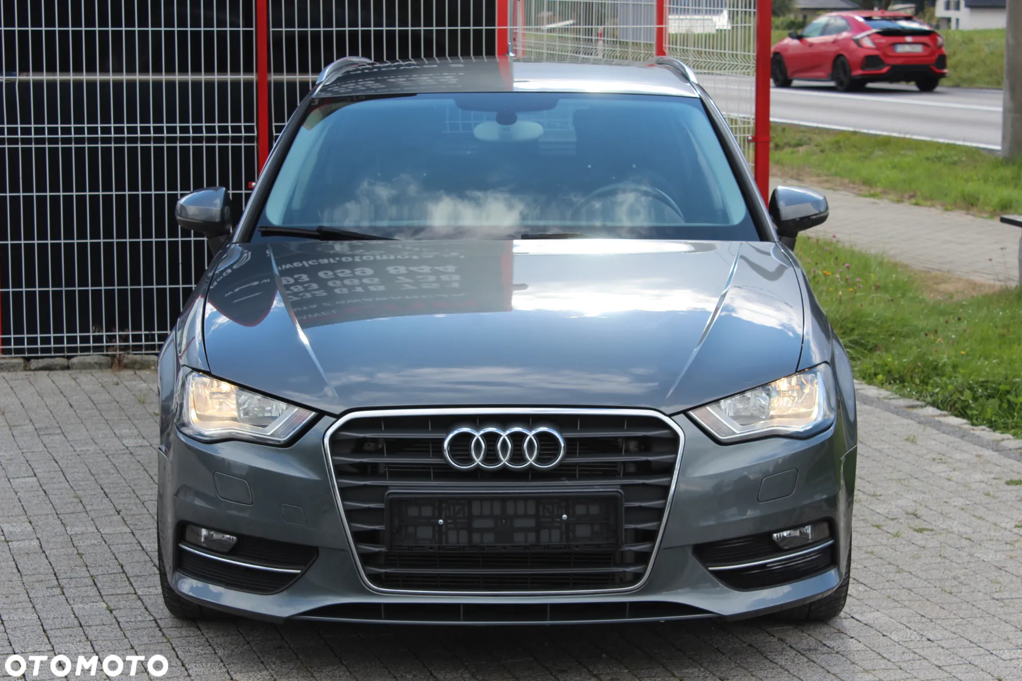 Audi A3 1.6 TDI ultra Attraction - 2