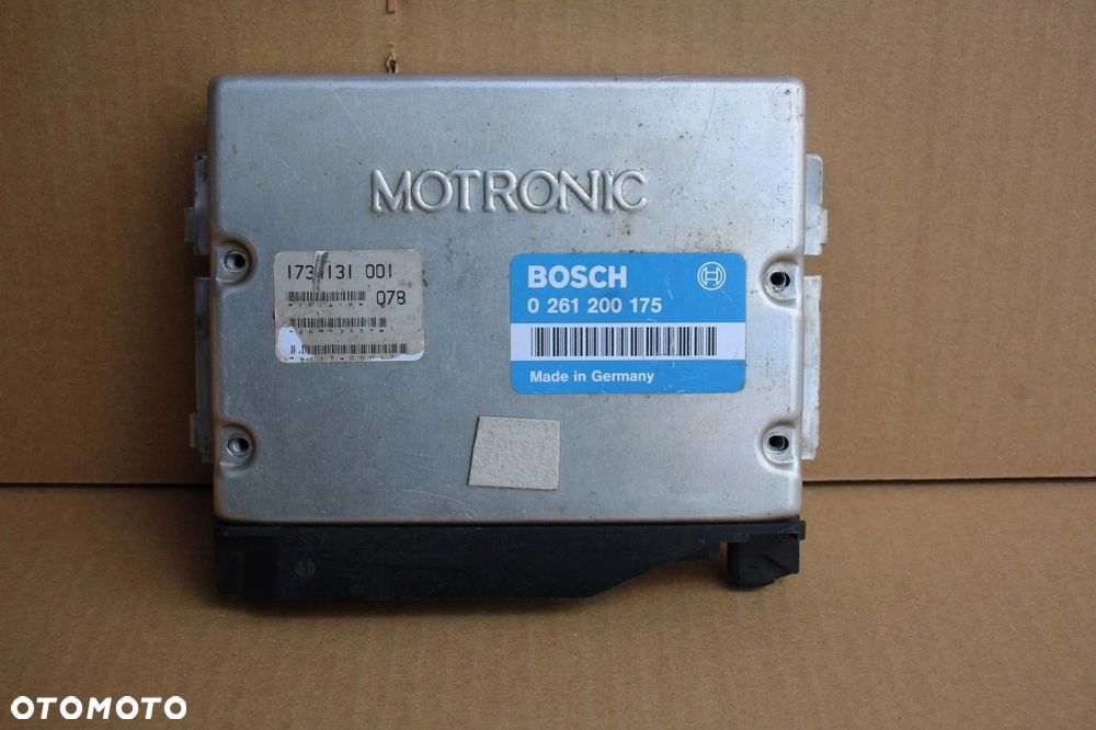 Komputer sterownik silnika BMW e30 m42 1.8is 318is 0261200175 - 1