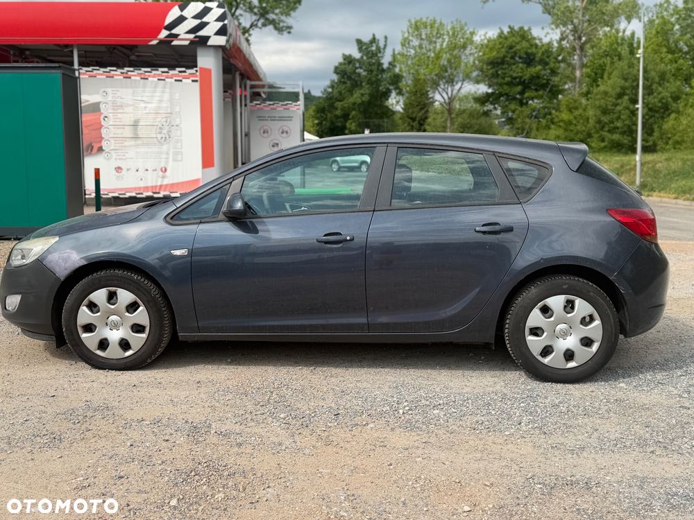 Opel Astra 1.4 ecoFLEX - 8