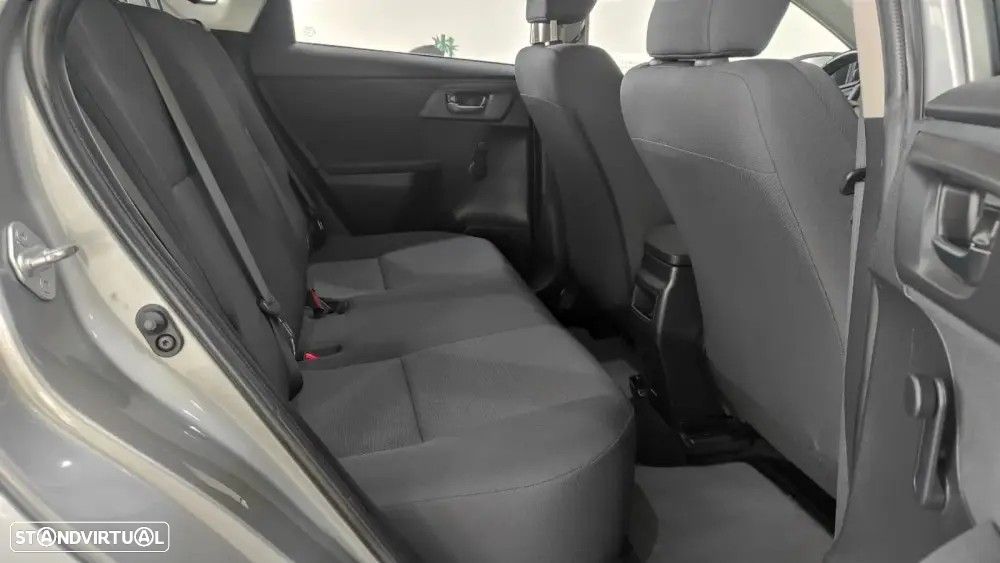 Toyota Auris 1.4 D-4D ACtive - 21