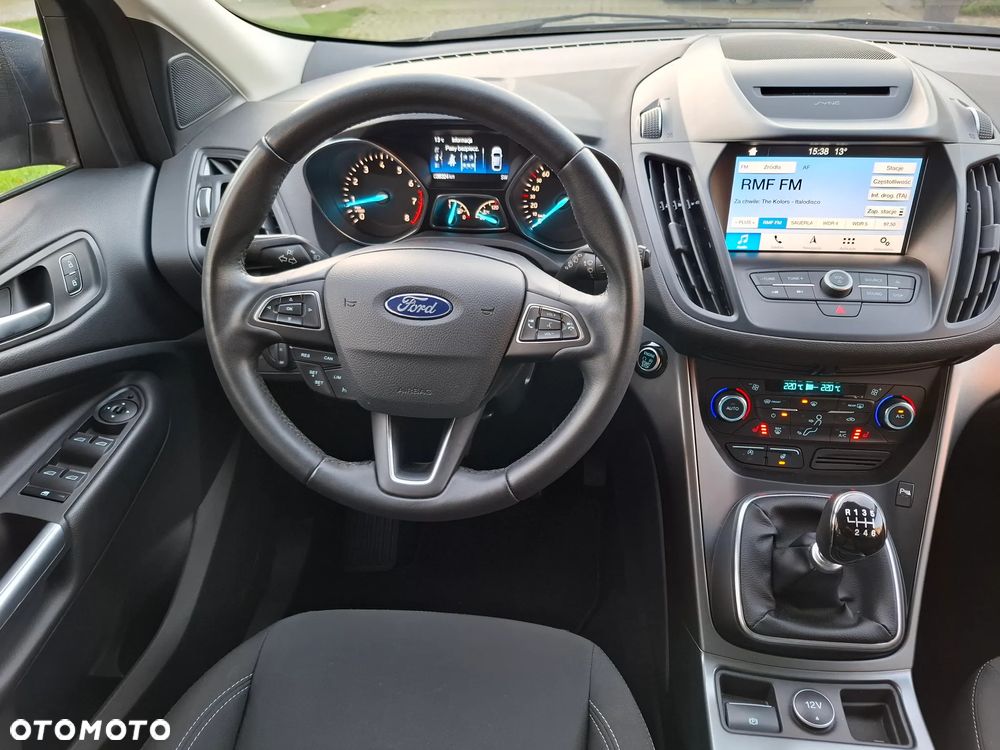 Ford Kuga 1.5 EcoBoost 2x4 Business Edition - 20