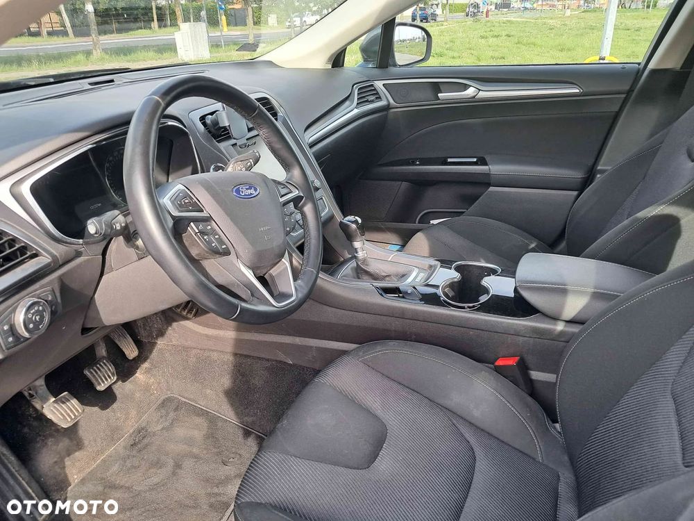 Ford Mondeo 1.5 EcoBoost Titanium - 9