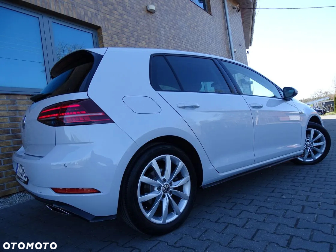 Volkswagen Golf - 14