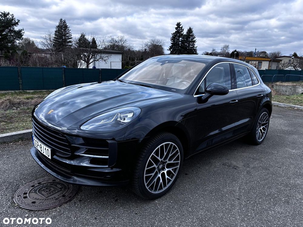 Porsche Macan - 1