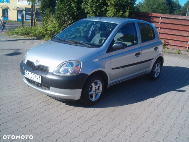 Toyota Yaris - 5