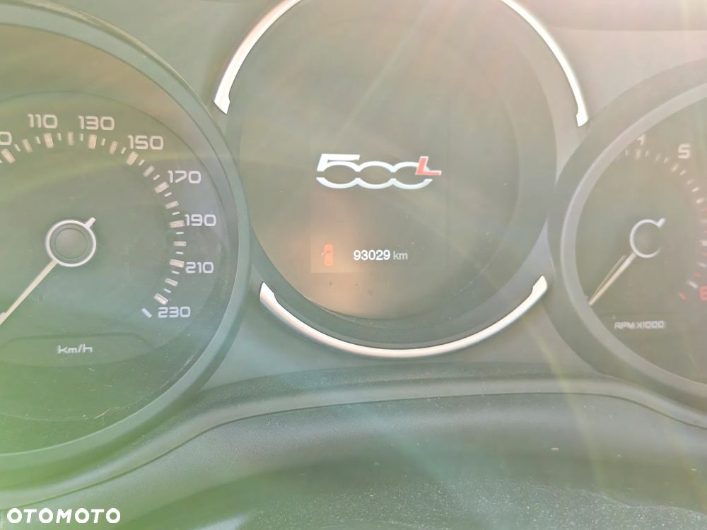 Fiat 500L 1.4 16V - 17