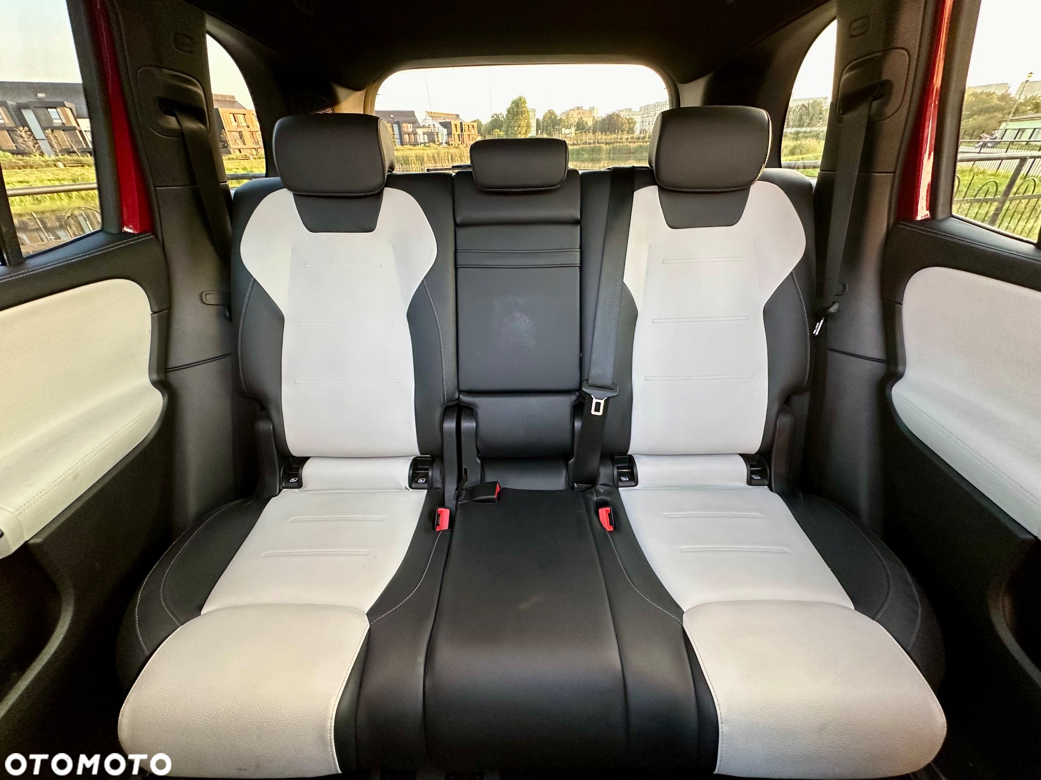 Mercedes-Benz GLB AMG 35 4-Matic - 13