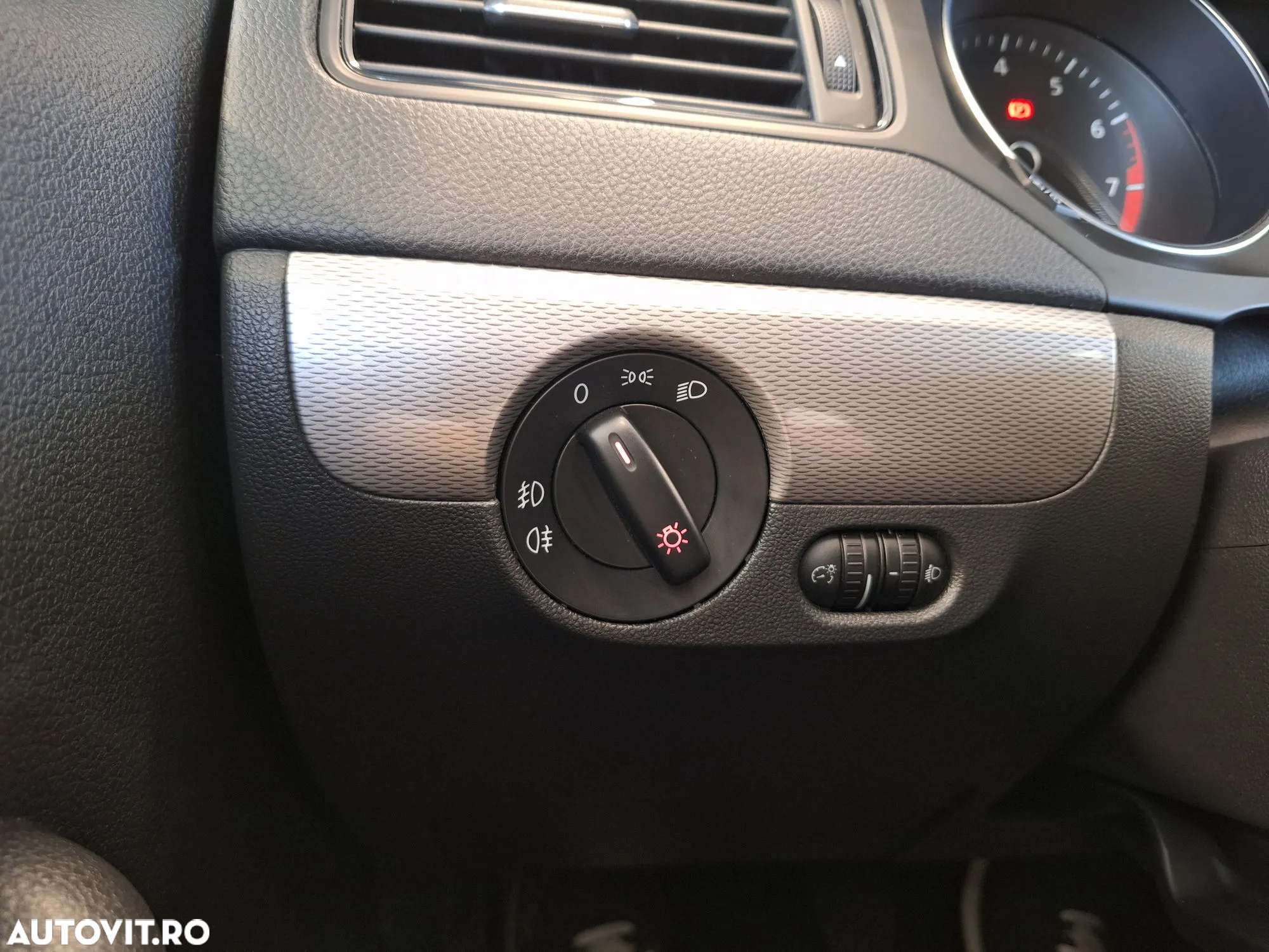 Volkswagen Jetta - 20
