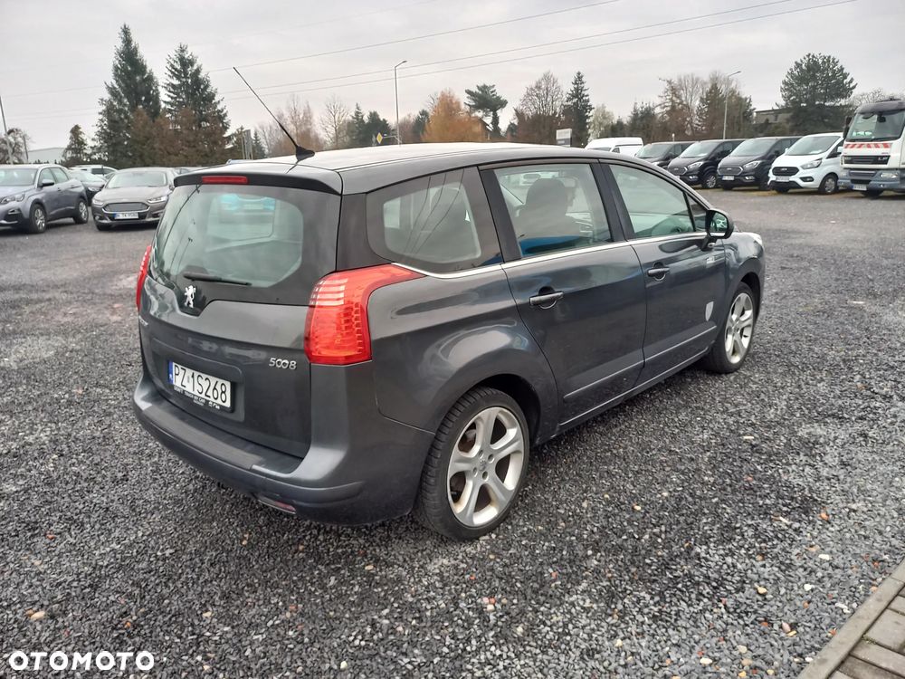 Peugeot 5008 - 6