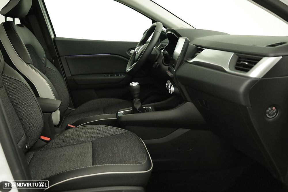 Renault Captur 1.0 TCe Techno Bi-Fuel - 23