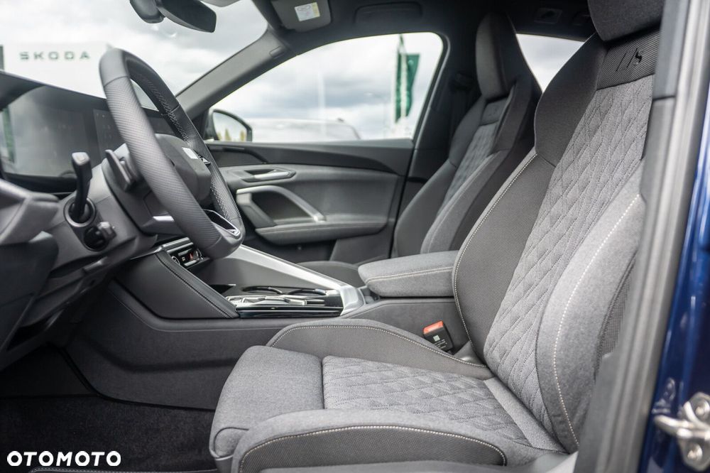 Audi Q5 Sportback - 13