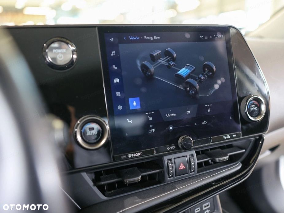 Lexus NX - 12