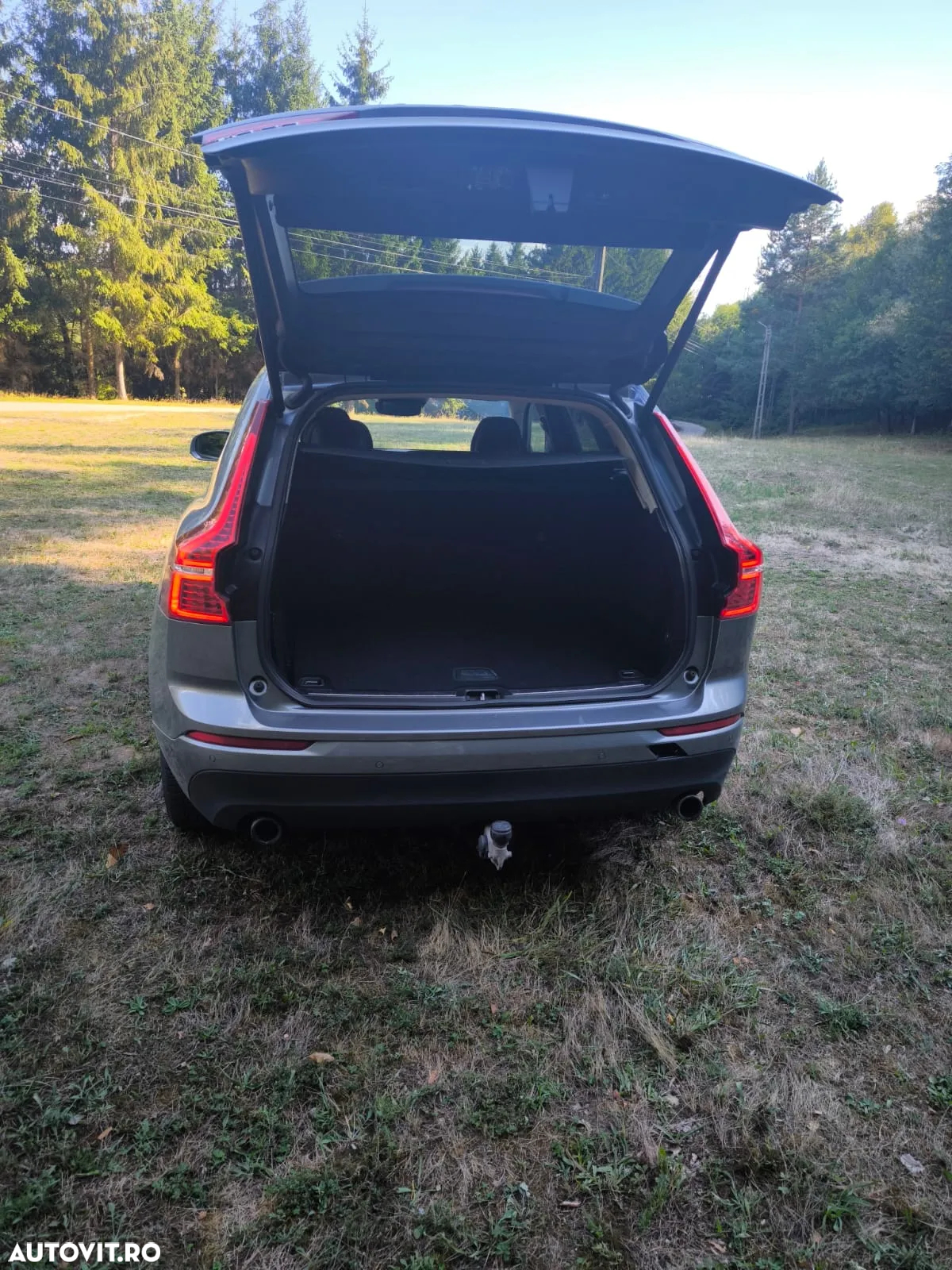 Volvo XC 60 B4 D AWD Geartronic Momentum - 3