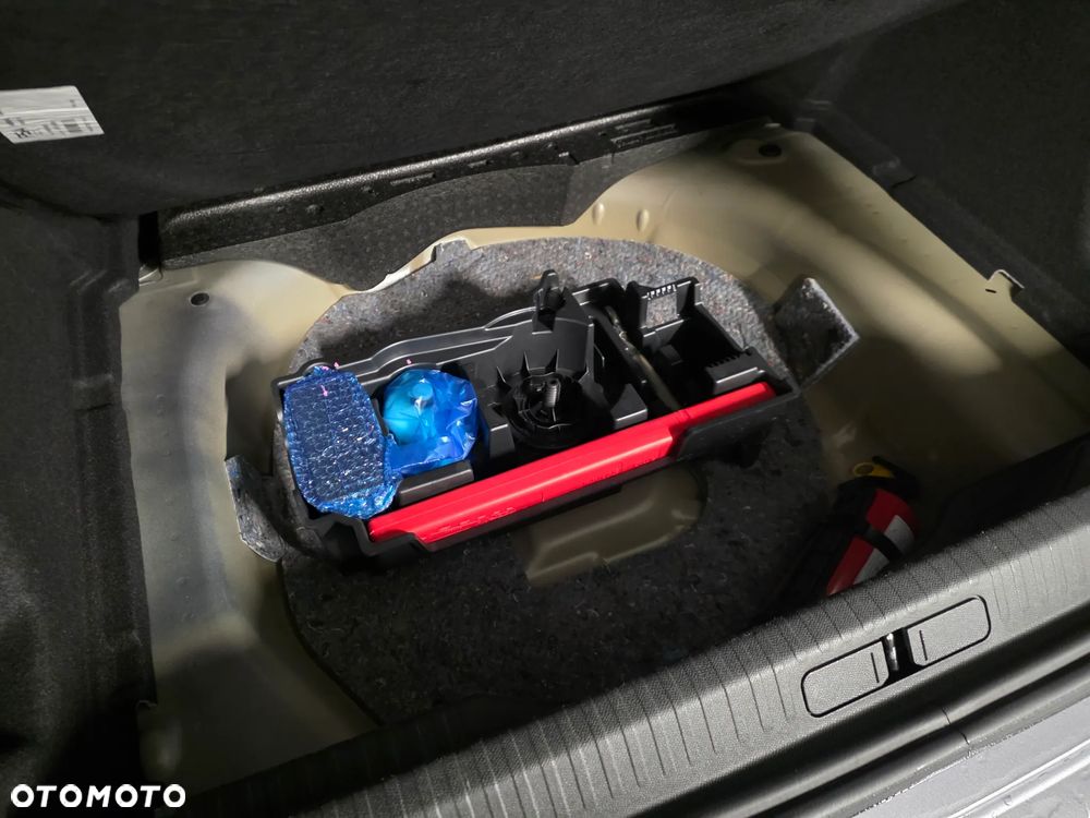Citroën C4 1.2 PureTech Feel S&S - 17