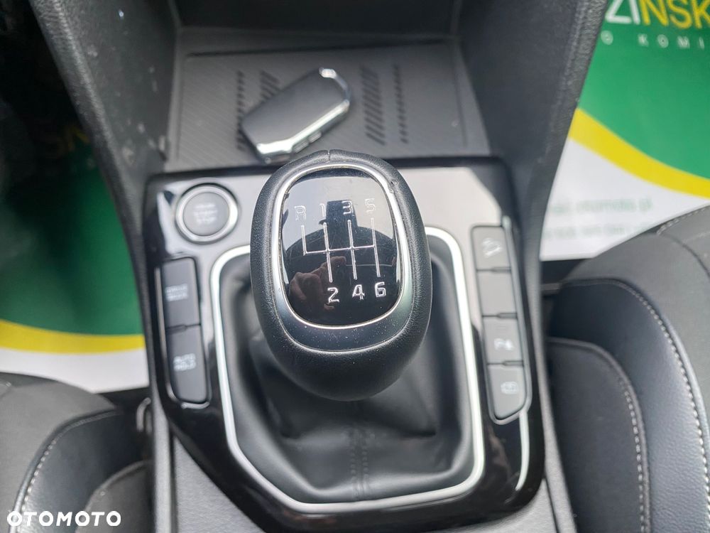 Kia Sportage 1.6 T-GDI 2WD Eco-Dynamics+ (48V M-H) Vision - 15