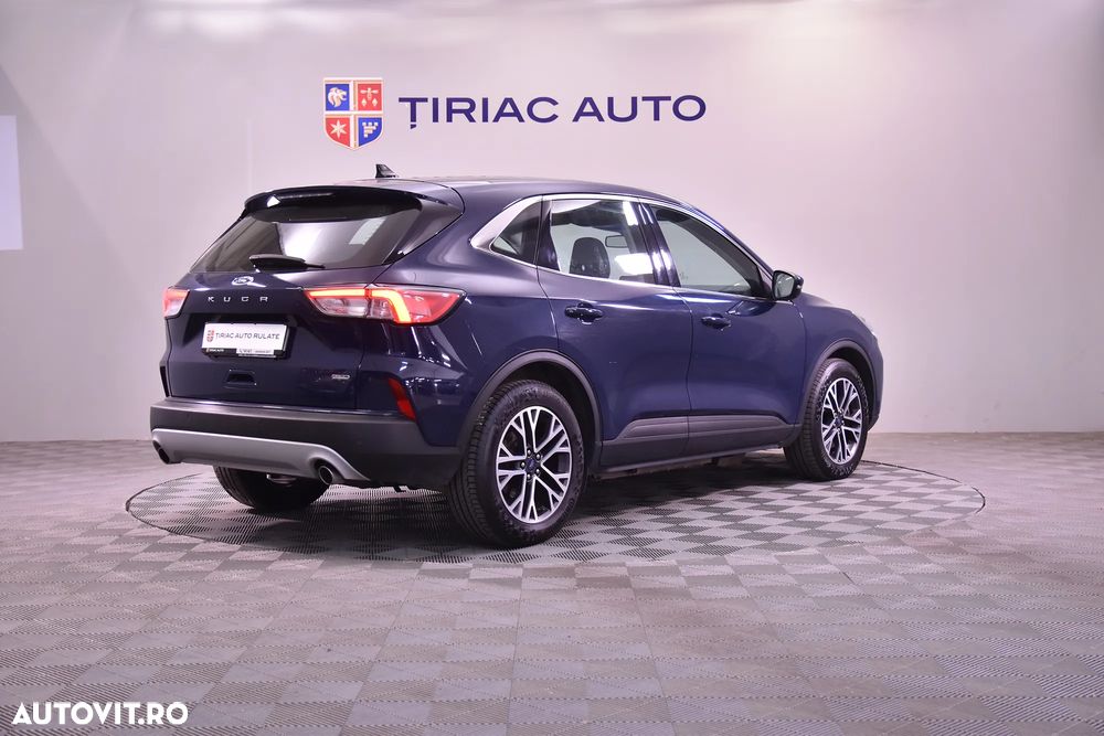 Ford Kuga - 5
