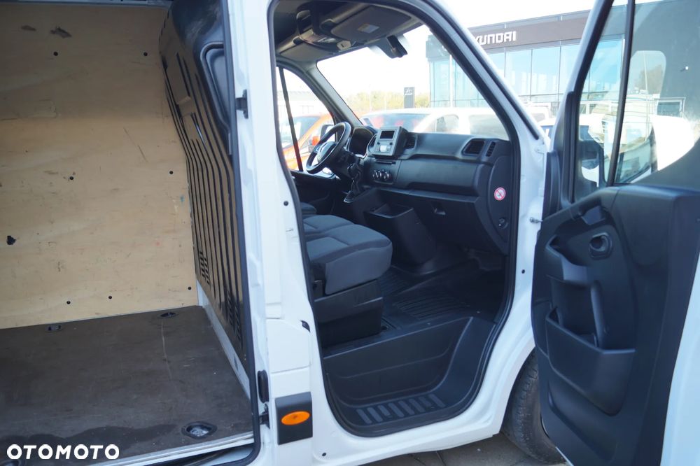 Renault Master - 30