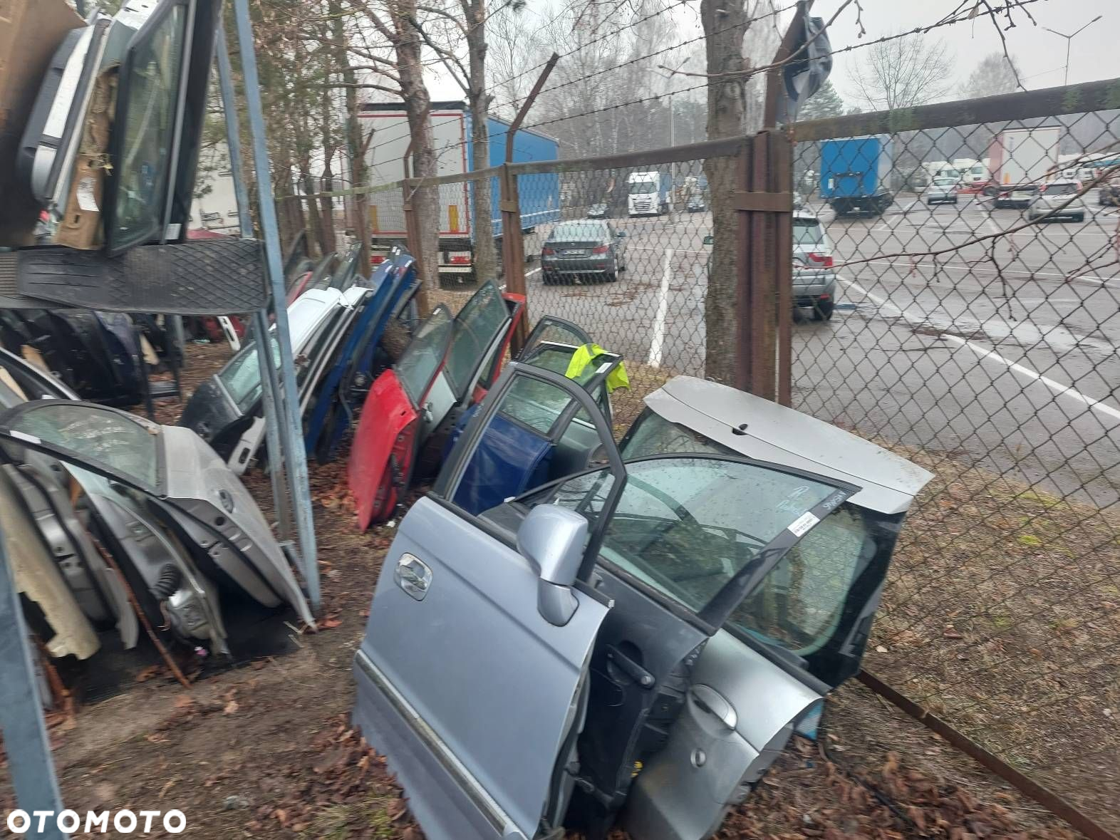DRZWI KOMPLETNE PRAWY TYŁ VOLKSWAGEN PASSAT B5 FL KOMBI LC5X - 7