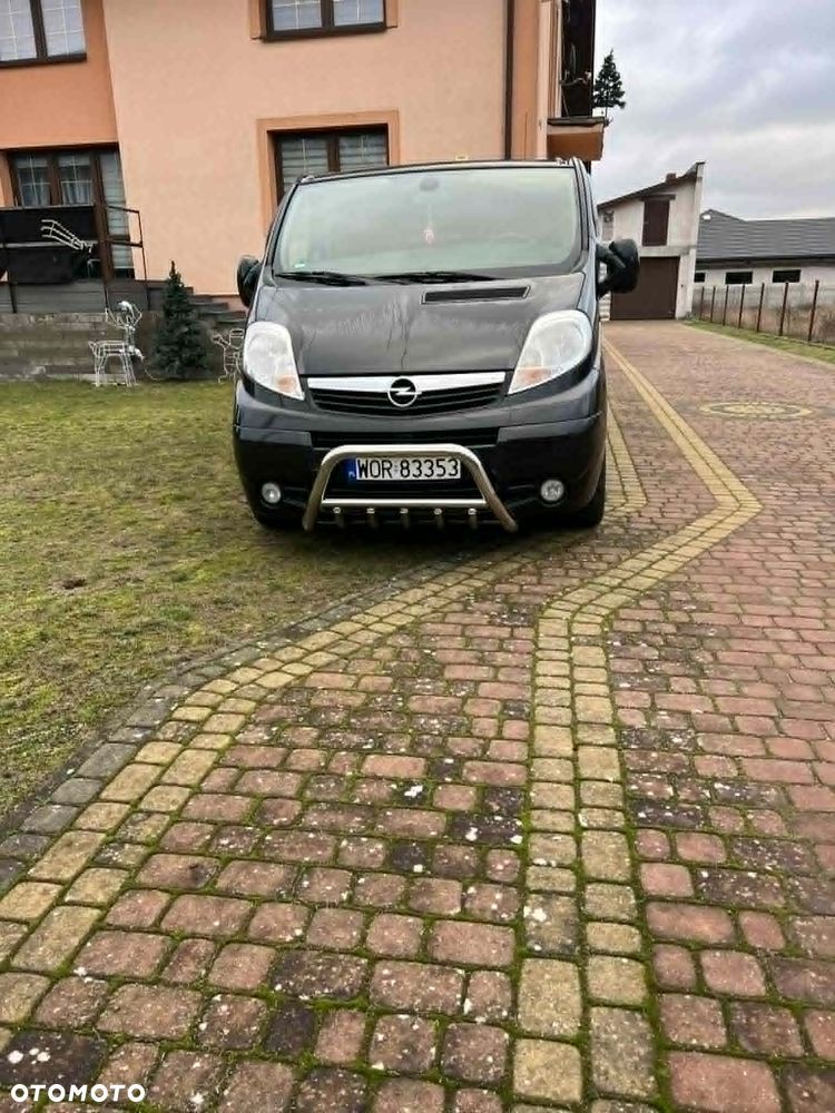 Opel Vivaro - 2