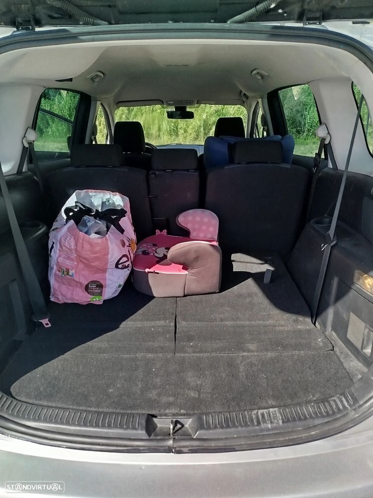 Mazda 5 MZR-CD 2.0 Comfort - 15