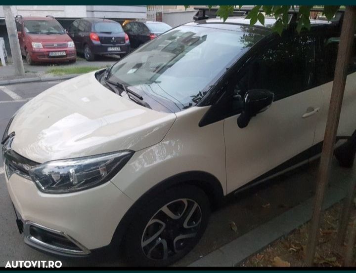 RENAULT Captur 2014