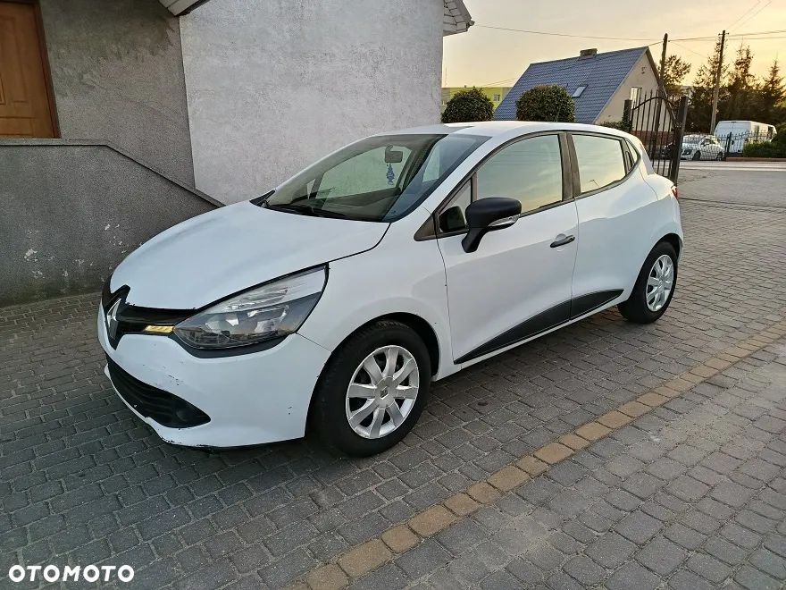 Renault Clio - 1