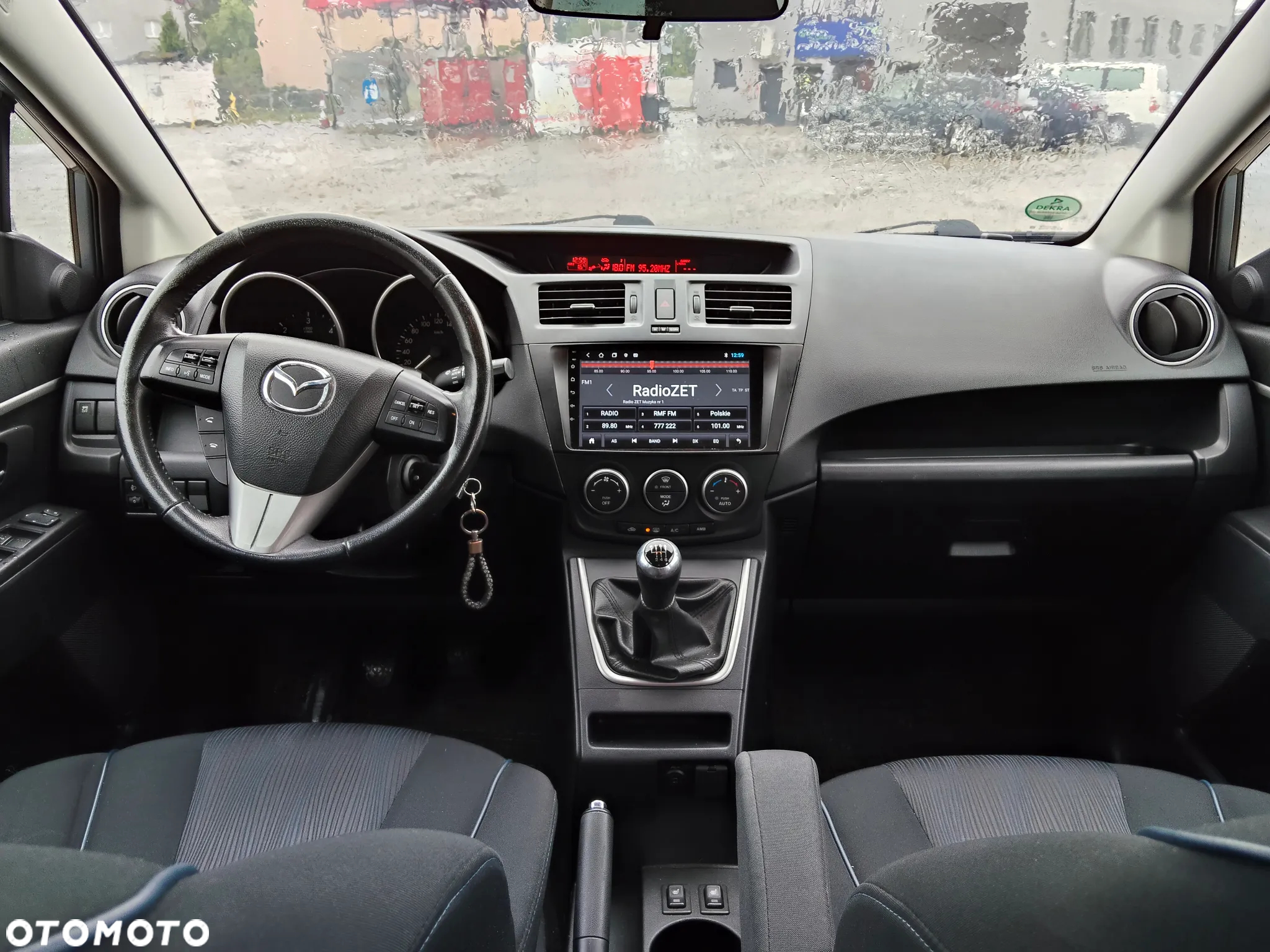 Mazda 5 - 9