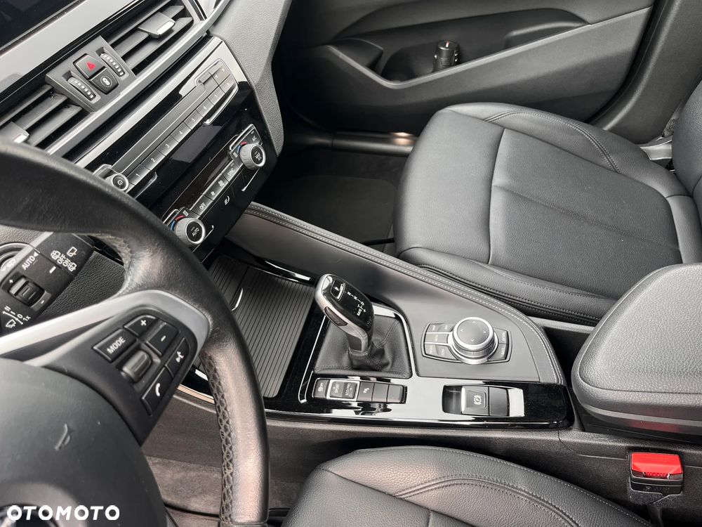 BMW X1 - 13