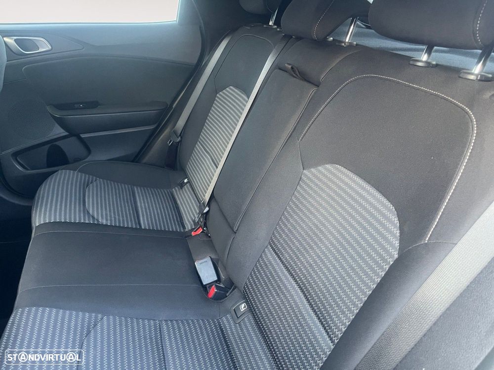 Kia XCeed 1.0 T-GDI Drive - 13