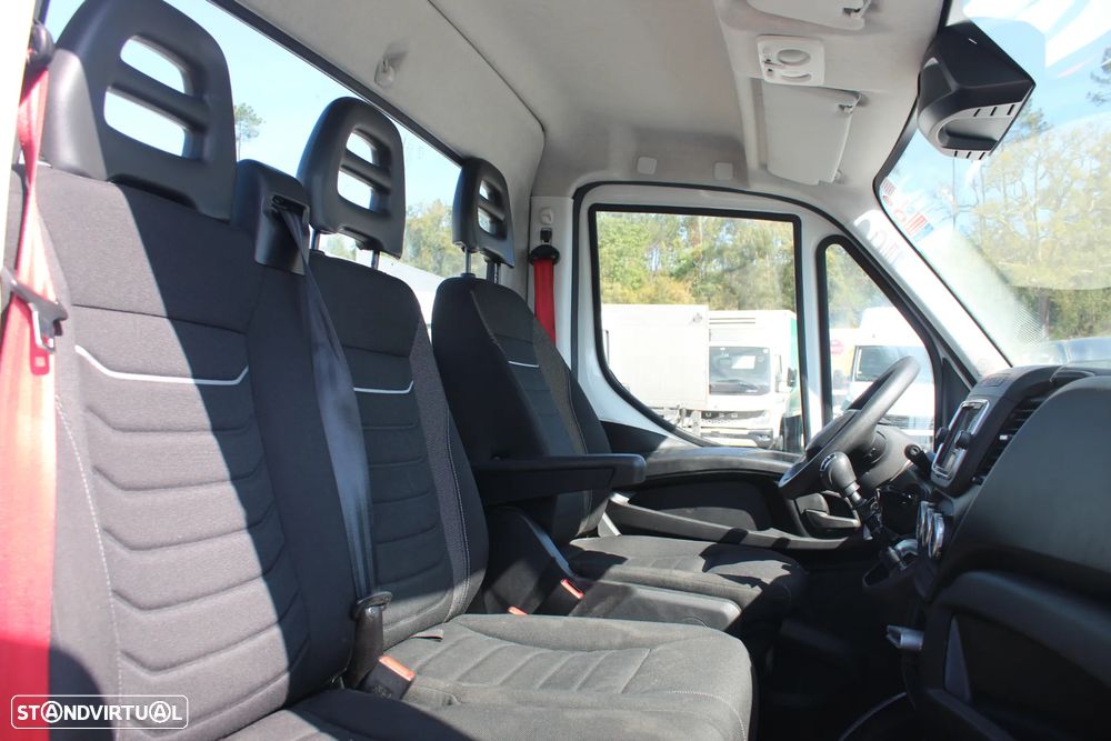 Iveco DAILY 35-160 // 3.000cc - 6