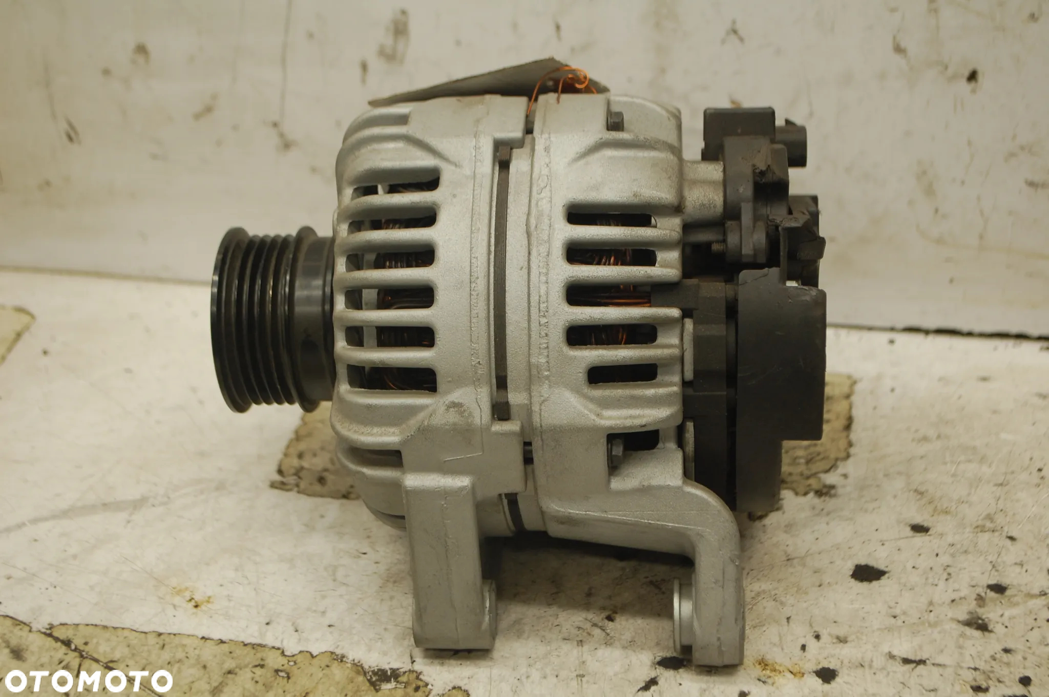 ALTERNATOR REGENEROWANY 13229984 OPEL ZAFIRA B ASTRA H 1.8 1.6 100A - 2
